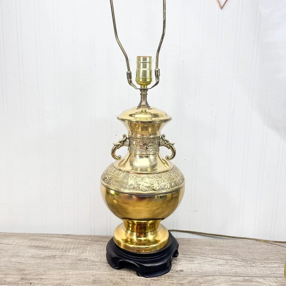 Vintage Brass table lamp w dragon handles James Mont Asian style